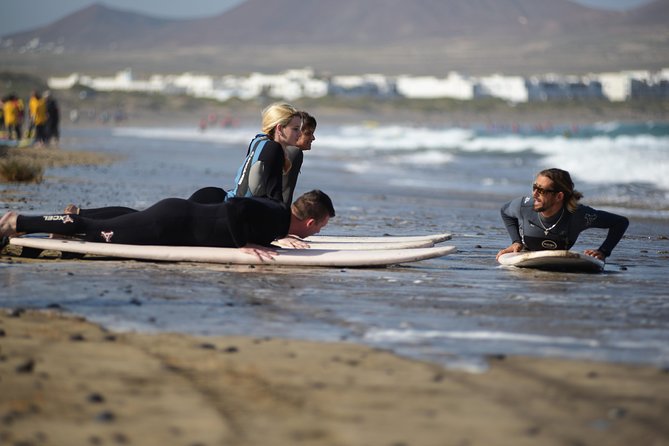 Lanzarote Surfing Session - How the coaching works for adults and children