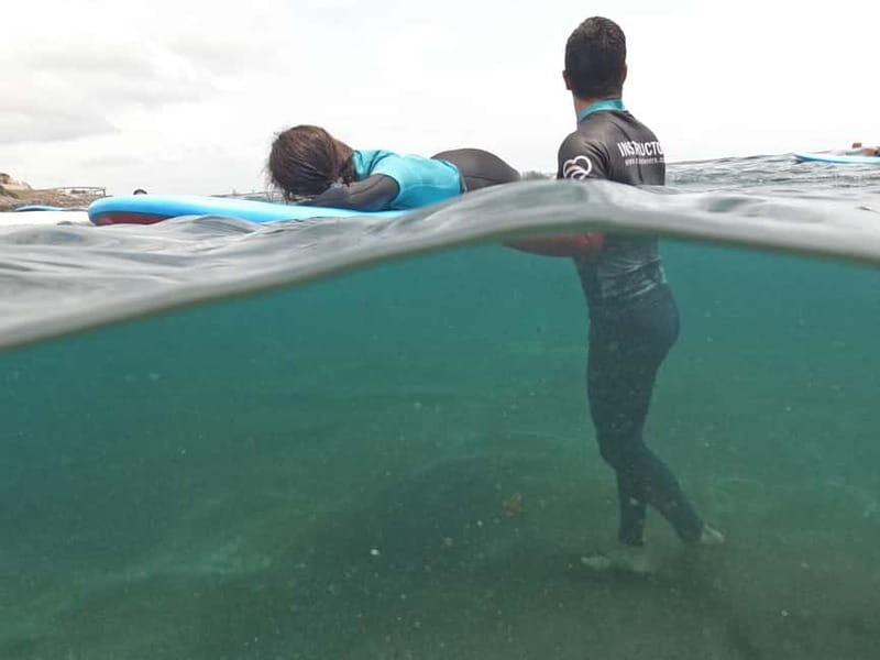 Las Palmas de Gran Canaria: Group surf lessons on La Laja beach - The teaching approach and instructor support