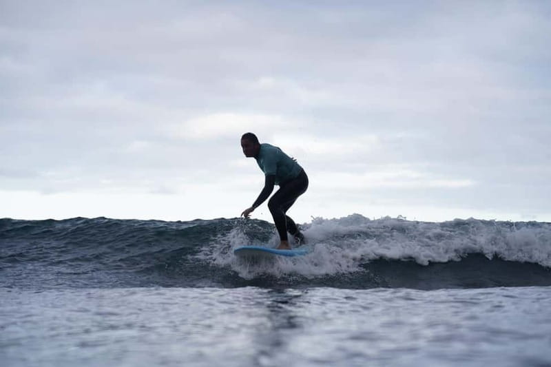Las Palmas de Gran Canaria: Group surf lessons on La Laja beach - Equipment, safety, and what to bring