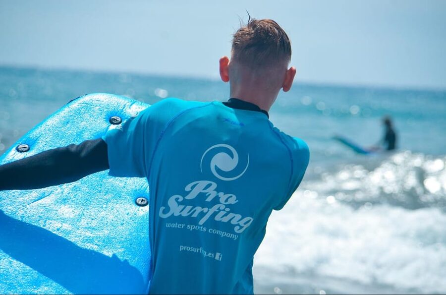 Las Palmas: Learn to Surf with a Special Price for Two Group - Timing, cancellation, and practical planning