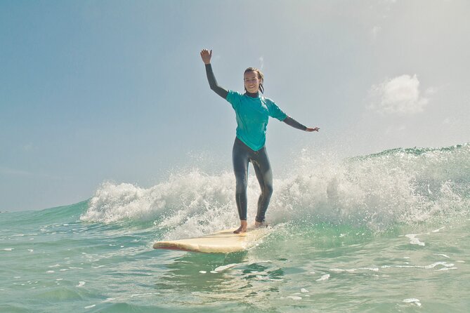 Learn to surf on the endless beaches in southern Fuerteventura - Practical details before you reserve