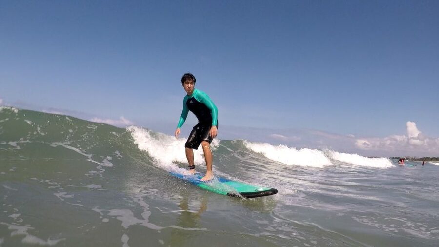 Legian Beach, Bali: Beginner or Intermediate Surf Lessons - Why the one-to-three ratio is important