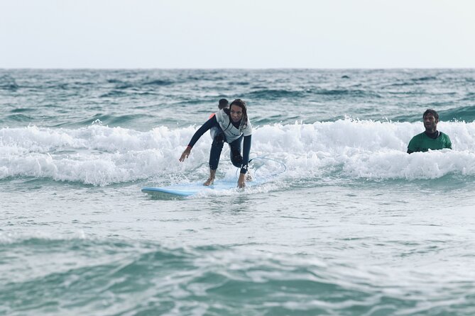 Lezioni di Surf per Beginner e Intermedi (6 persone a istruttore) - Starting at Dreamwaves Surfschool in Corralejo