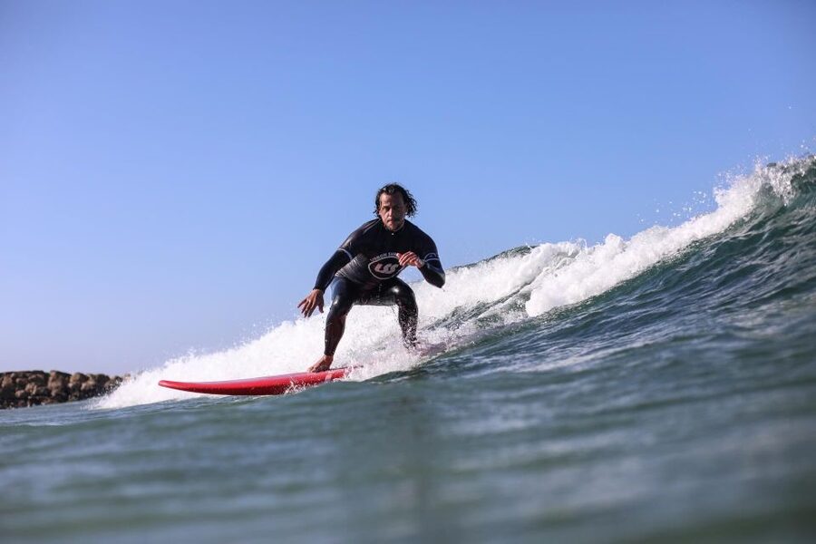 Lisbon: Capafórnia Surf Experience - Timing, meeting point, and flexible booking