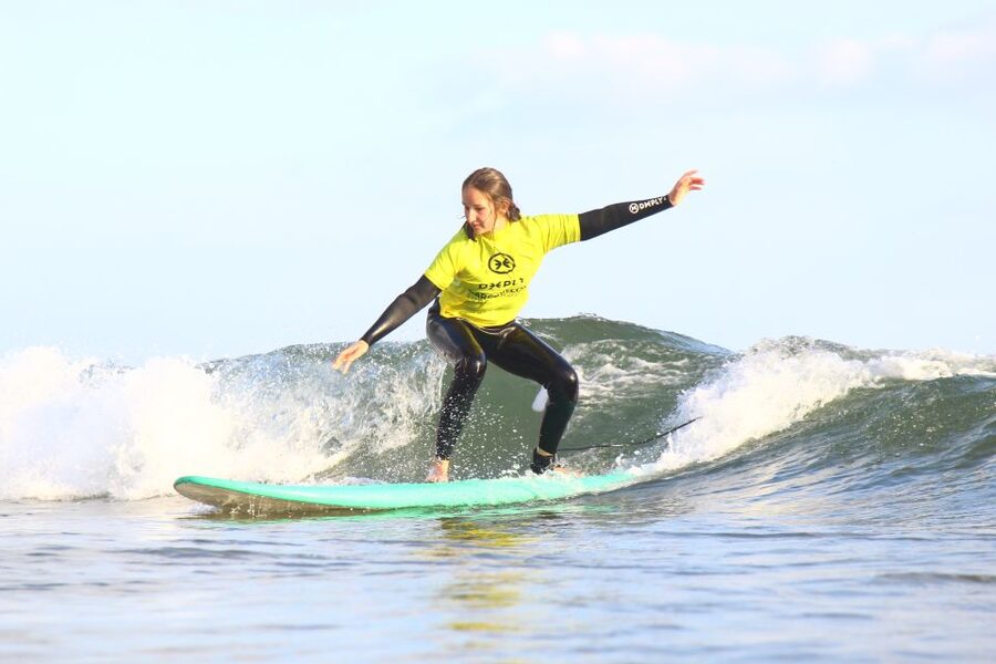 Lisbon: Guided Surfing Tour & Lessons - Equipment, Safety, and What to Pack