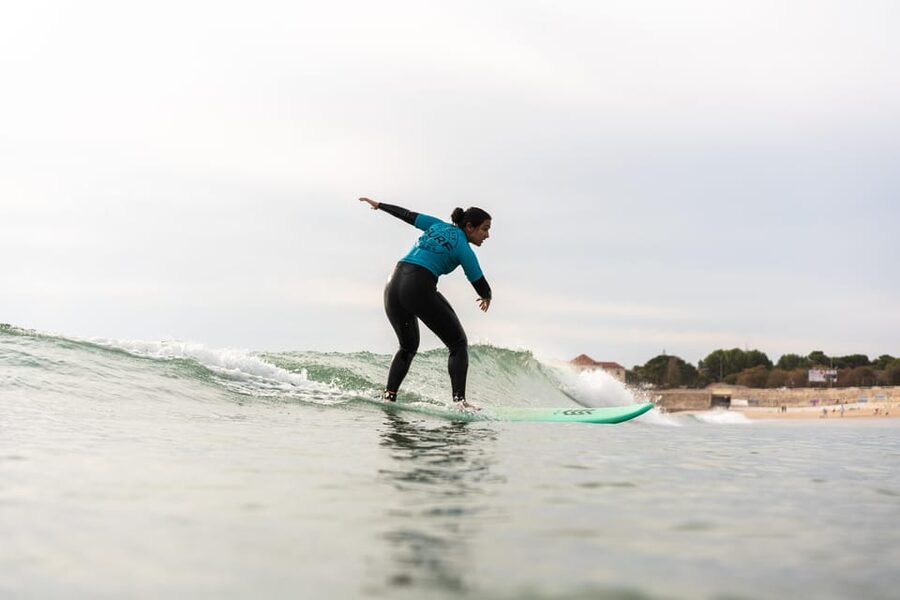 Lisbon Surf Class - Warm-up and technical practice on land