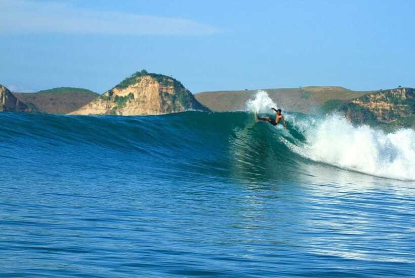 Lombok Epic: Exclusive Surfing, Beaches, and Sunset Hills - The private car and guide make a difference