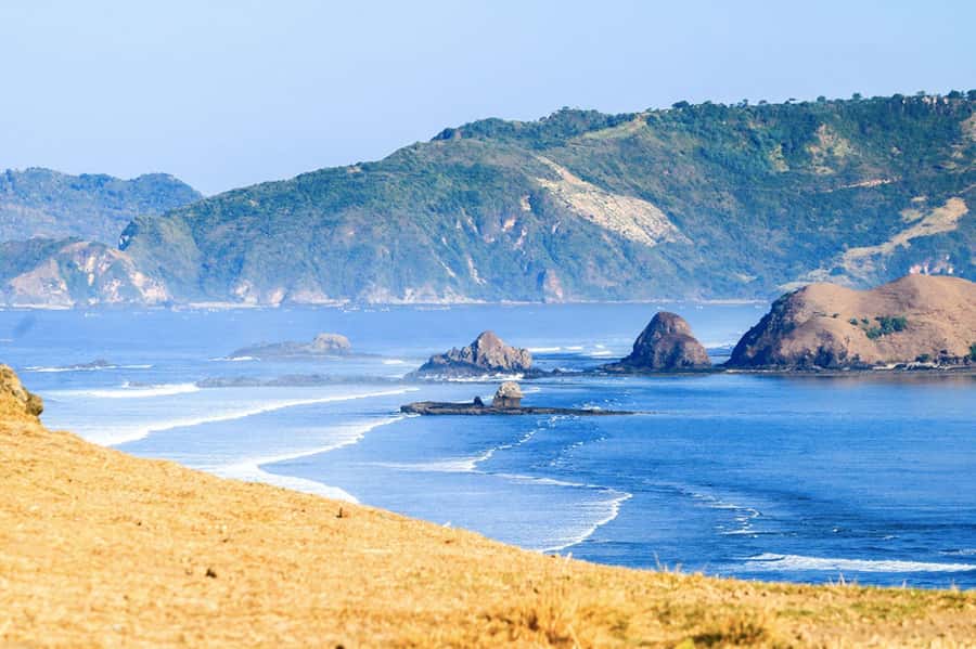 Lombok Epic: Exclusive Surfing, Beaches, and Sunset Hills - Who should book this experience
