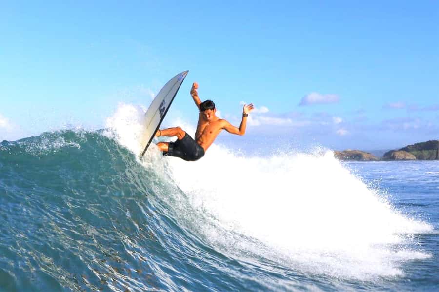 Lombok Epic: Exclusive Surfing, Beaches, and Sunset Hills - Mawun Beach, calm water and quiet time