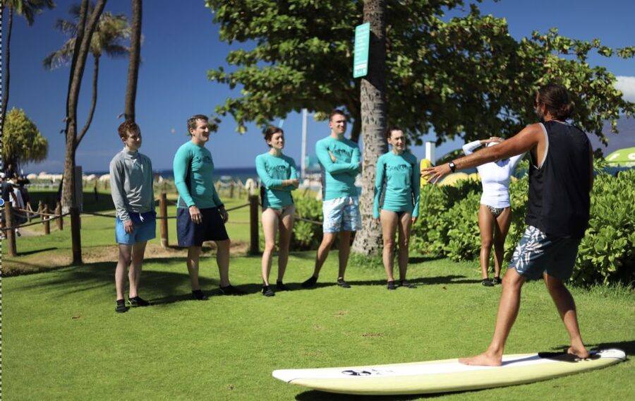 Maui: Group Surf Lesson - Who should book this Maui surf lesson
