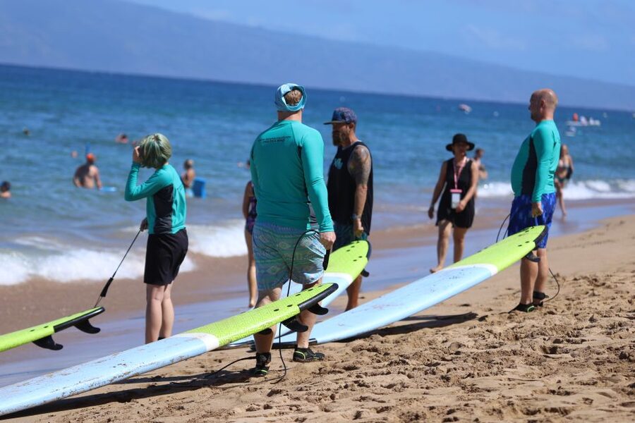 Maui: Private Surf Lesson - Paddling out and learning the basic movement