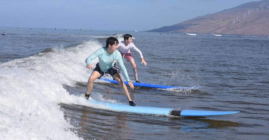 Maui: Surf Lessons for Families, Kids, and Beginners - Meeting the instructor and getting ready