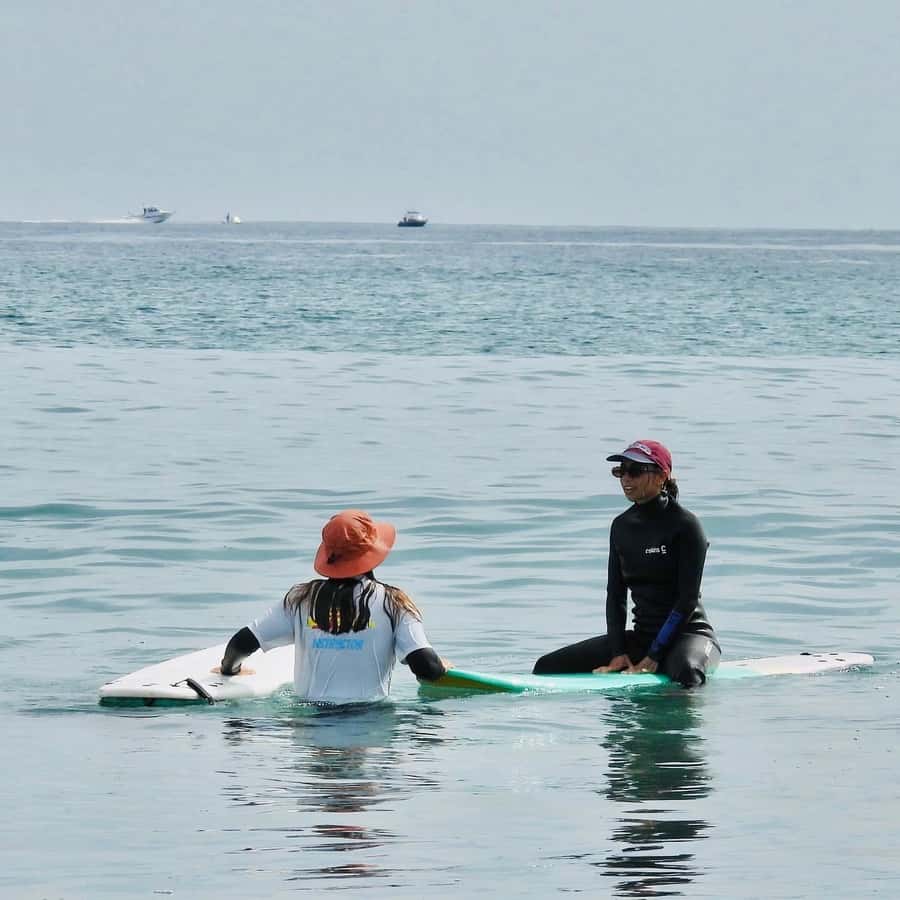 Mount Maunganui: Private Surf Lesson - Starting at the Mount Surf School tent
