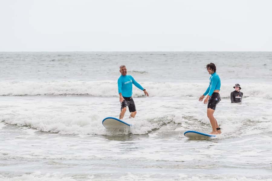 Noosa Heads: 2 Hour Surf Experience on the Sunshine Coast - Families, nervous beginners, and solo bookers