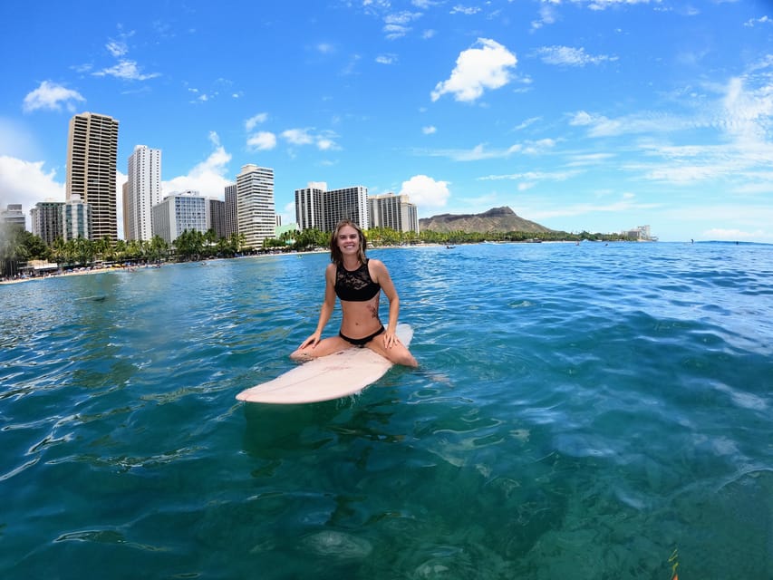 Oahu: Waikiki Beginner Private Surf Lesson- Female Guide - Key points at a glance