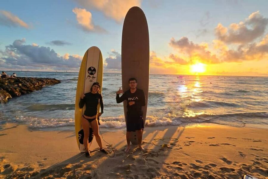 Oahu: Waikiki Beginner Private Surf Lesson- Female Guide - Meeting Ali at Duke’s statue
