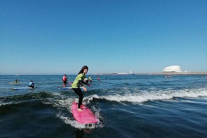 Oporto Best Surf Experience - The lesson itself, from equipment to first attempts