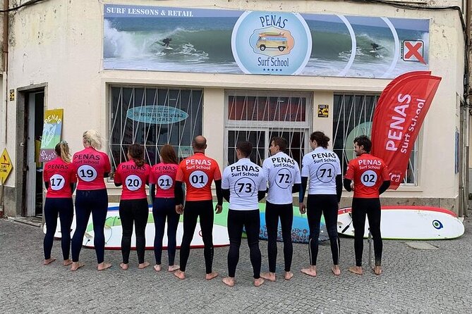 Oporto Best Surf Experience - Showers, changing rooms, and secure storage
