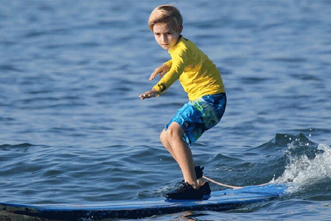 Outrageous Surf ScHool Lesson on Lahaina Side - Equipment that keeps the first lesson simple