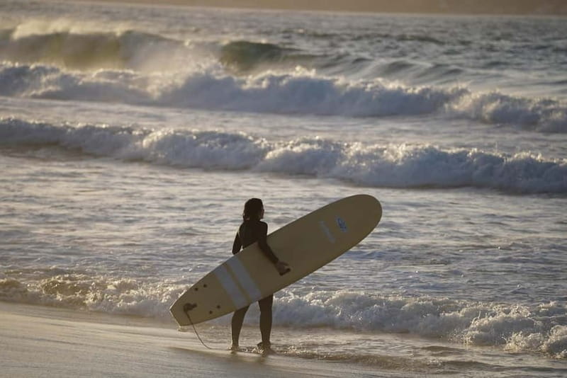 Palermo: Surf Lesson with Certified Instructor - What the instructors add to the experience