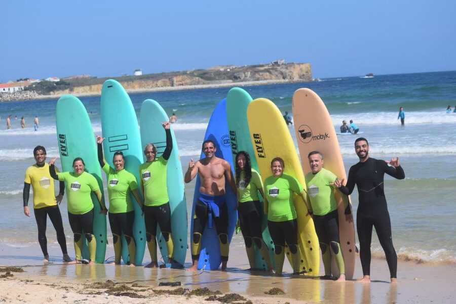 Peniche: Surfing Lessons for all surf levels - What happens in the 90 or 120-minute session
