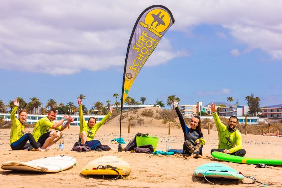 Playa del Inglés Maspalomas: High Quality Surf Classes - Theory and Video Before You Touch the Board