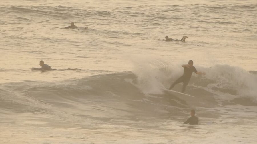 Porto: Small Group Surf Lesson with Transportation - What is included for $58