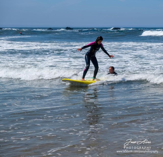 Porto: Small Group Surfing Experience with Transportation - Key points at a glance