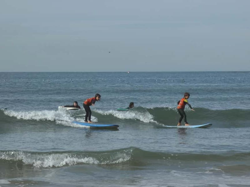 Porto: Surf Lesson in a small group - Why Matosinhos is a practical place to learn