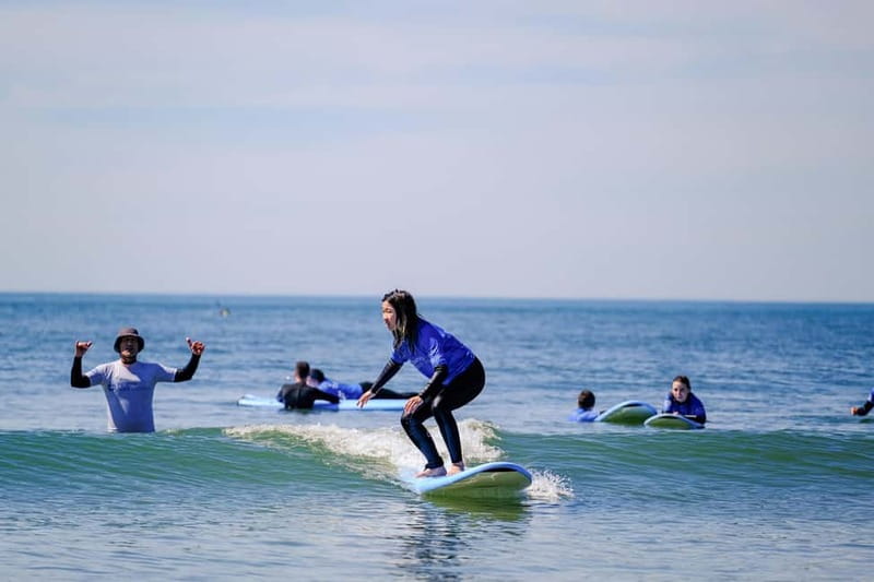 Porto: Surf Lessons with transfer at Porto Surf School - Who should book this Porto surf outing?