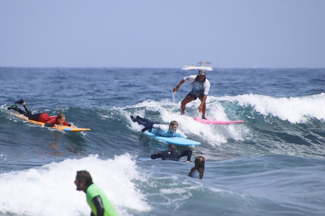 Premium Group Surf (2h) – Only 5 Students, Team Incl (+ 13 years) - Group size, minimum numbers, and what to confirm