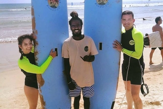 PRIVATE Surf lesson for Beginners Couple - Weligama Beach and the first waves