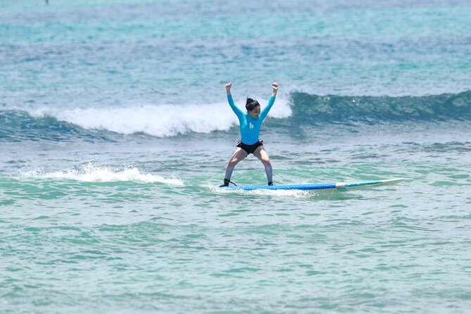 Private Surf Lessons in Honolulu - The value of one instructor for your group