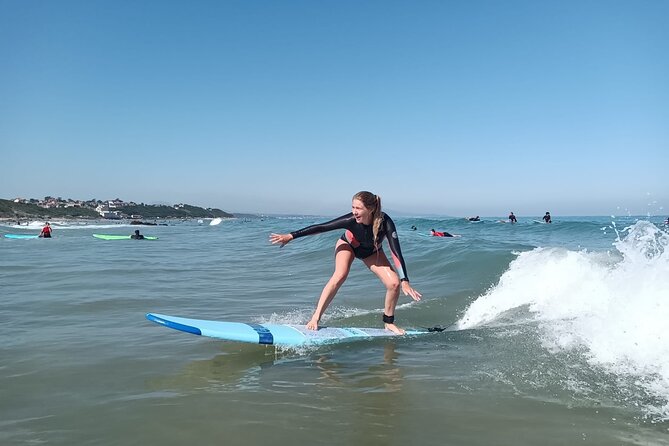 Private surf lessons in the Basque Country - A private lesson for beginners and families