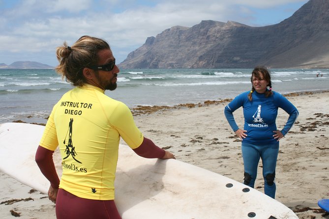Private Surfing Lesson in Famara - A smarter break for tired beginners