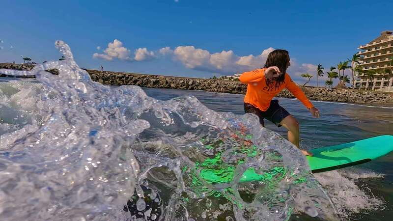 Puerto vallarta and Nayarit: surf lessons - From pickup to the beach in Banderas Bay