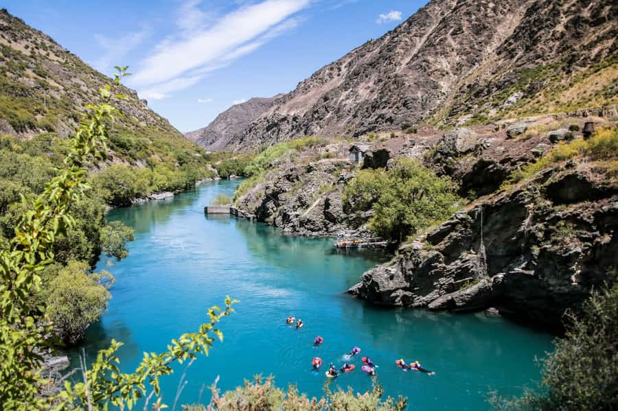 Queenstown: White Water Surfing Along the Kawarau River - Why riverboarding feels different from rafting