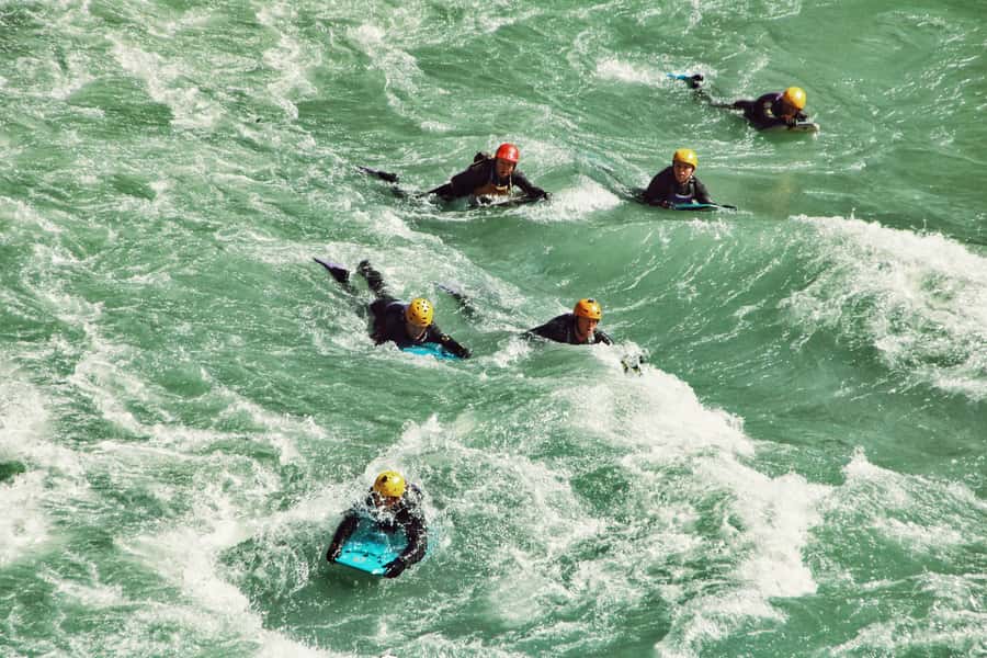 Queenstown: White Water Surfing Along the Kawarau River - Meeting the river at Roaring Meg