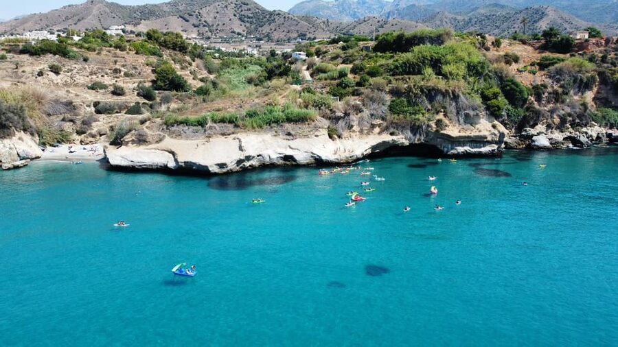 Ruta libre en paddel surf por la cascada de Nerja y Maro 😍 - Who Will Enjoy This More