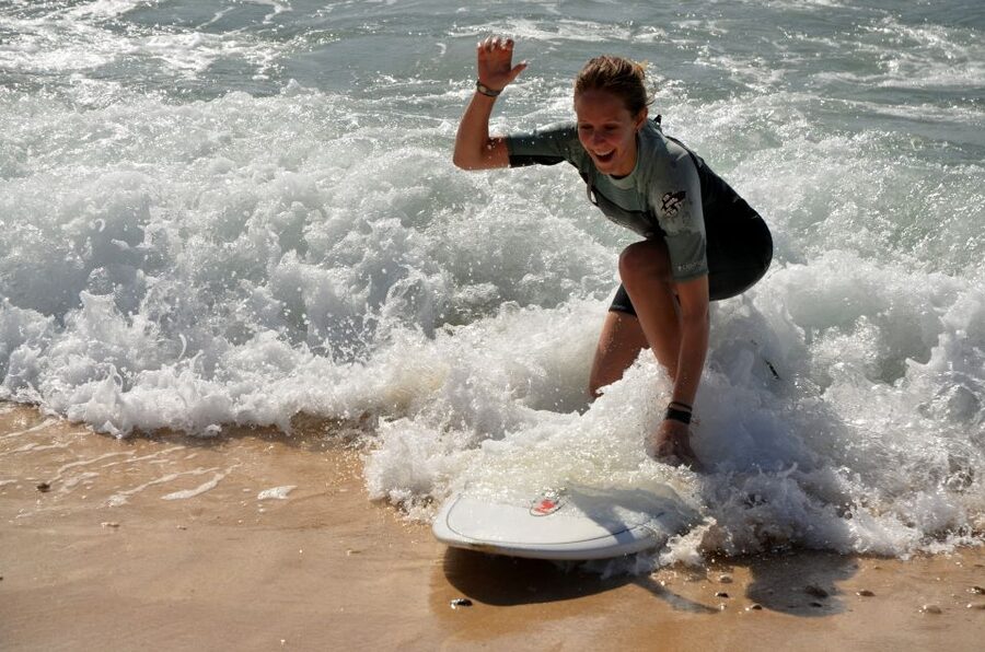 Sal: Surf Lesson - What the $40 price includes