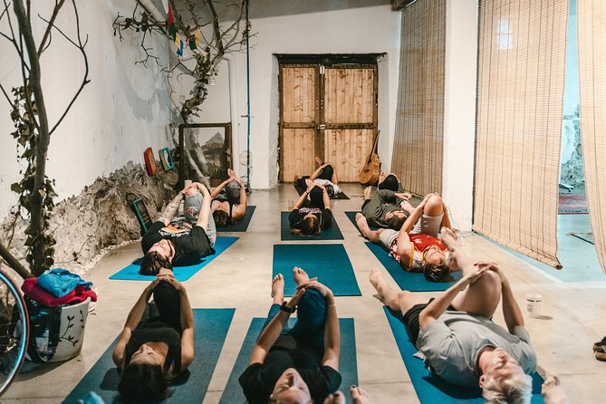 San Sebastián Surf House Accommodation with Meals Included - Booking, timing, and cancellation details