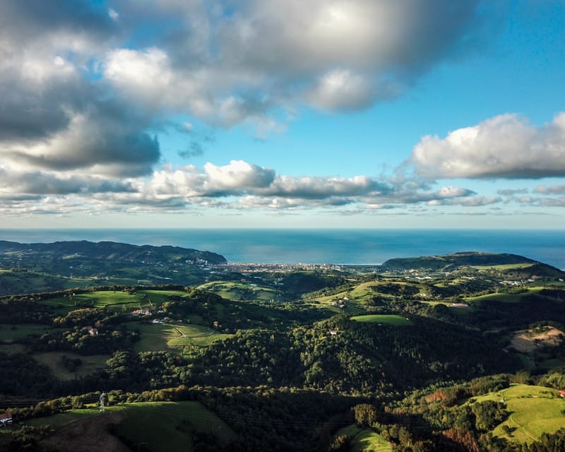 San Sebastian: Surf & Party Hostel - Afternoons for pintxos and Basque activities