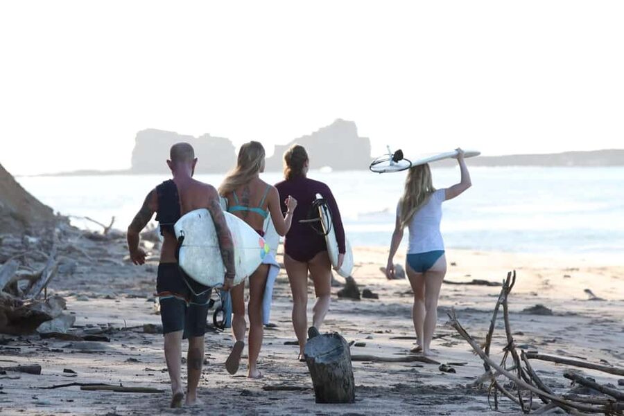 Santa Monica: Group Surf Lesson - The First 30 Minutes on the Beach