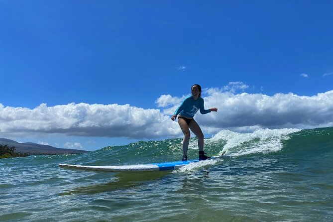 Semi-Private Surf Lesson at Kalama Beach in Kihei - The shore lesson: safety before the first wave