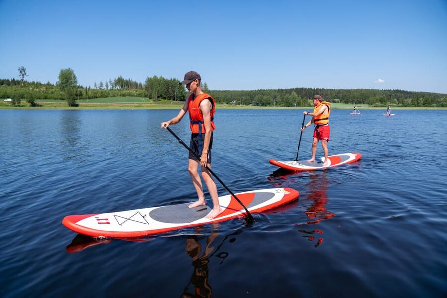 STAND UP paddle surf - Who will enjoy this Rovaniemi SUP outing