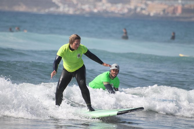 Surf Class Experience in Playa de la Américas - Who should book this Playa de las Américas class