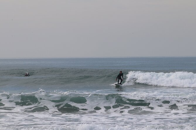 Surf Class in Almada - Booking, cancellation, and practical details
