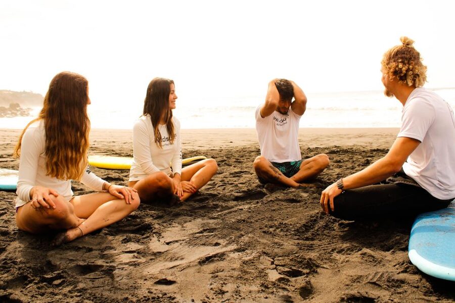 Surf class in Tenerife South - Safety, comfort, and the small-group advantage