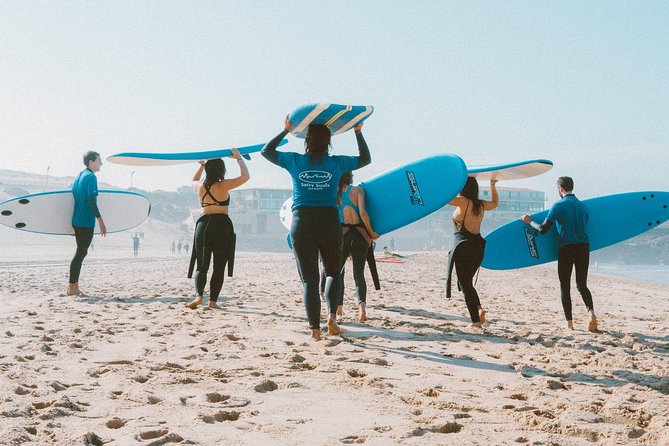 Surf Experience in Cascais - Learning to surf between Carcavelos and Guincho