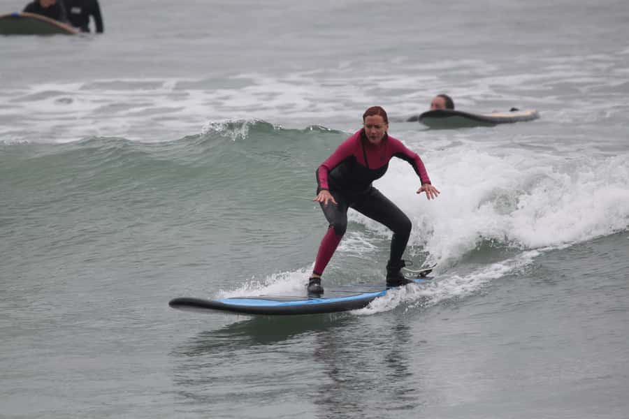 Surf experience Peru - What the 90-minute lesson includes